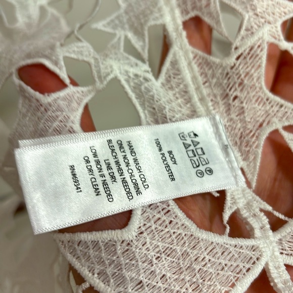 House of Harlow 1960 Star Cutout Cover Up O/S - Picture 6 of 6